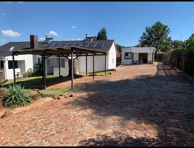 3 BEDROOM HOUSE FOR SALE IN HILLSHAVEN